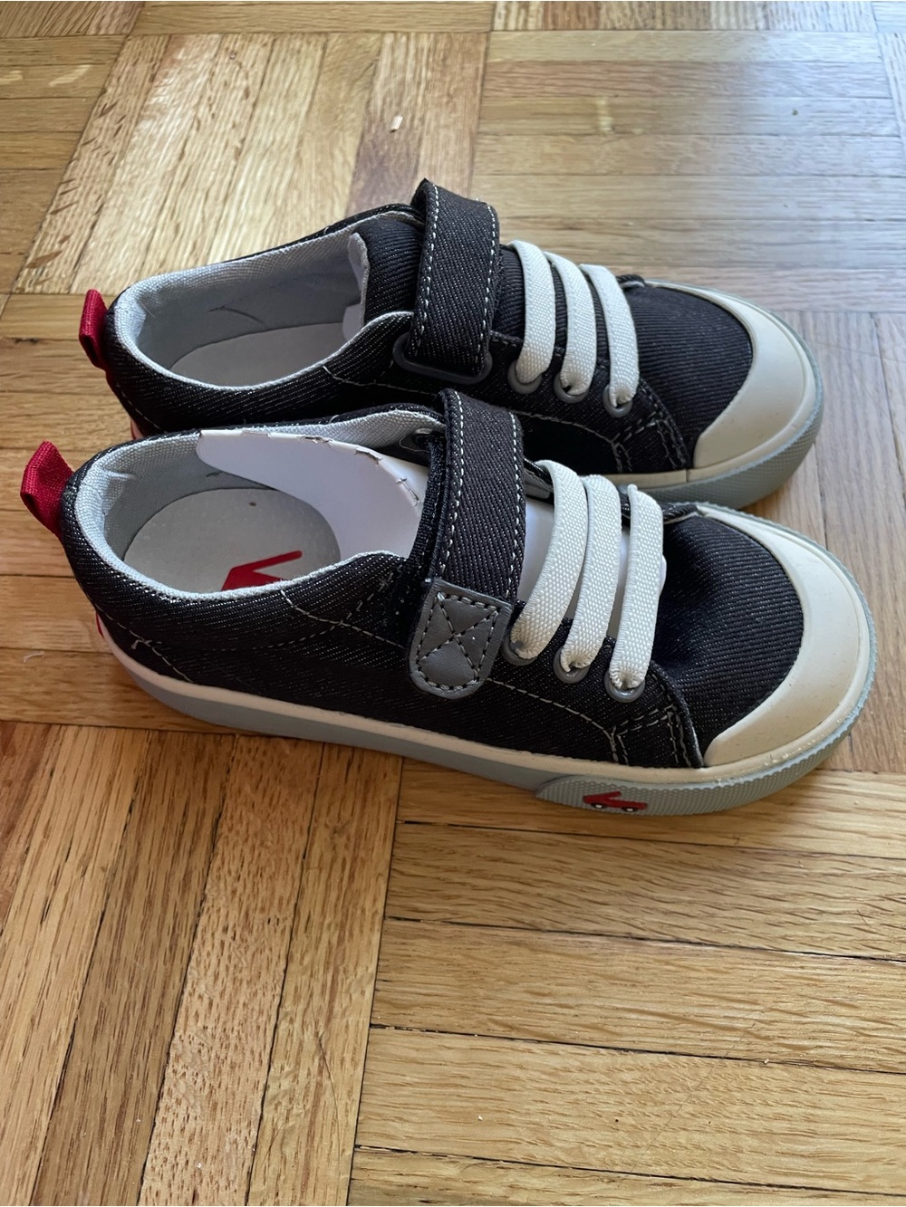 NIB See Kai Run Black Denim sneakers - Picture 7 of 8
